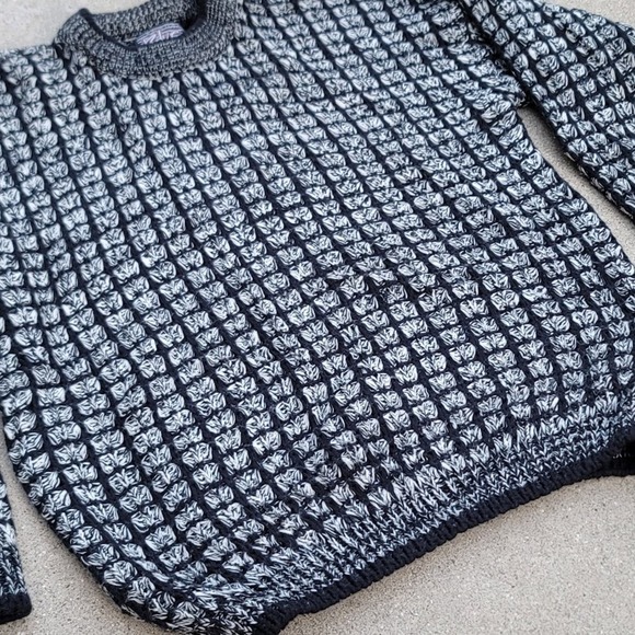 Vtg Anchor Blue Knit Sweater - Picture 2 of 4